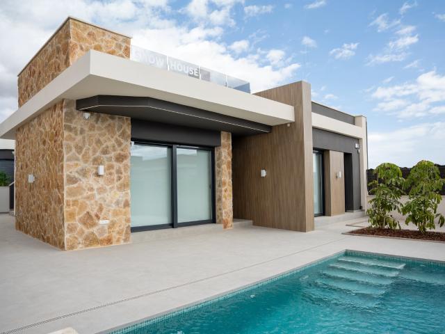 Ubicado en la encantadora Ciudad Quesada, este exclusivo con. 167m² Ciudad Quesada