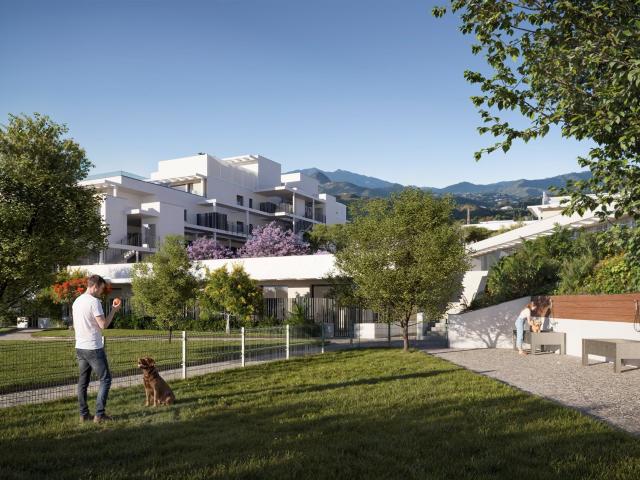 Ubicado en la encantadora localidad de Estepona, este exclus. 181m² Estepona