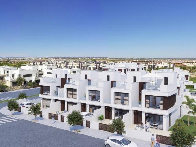 Ubicado en la encantadora localidad de Pilar de la Horadada. 99m² Torre de la horadada
