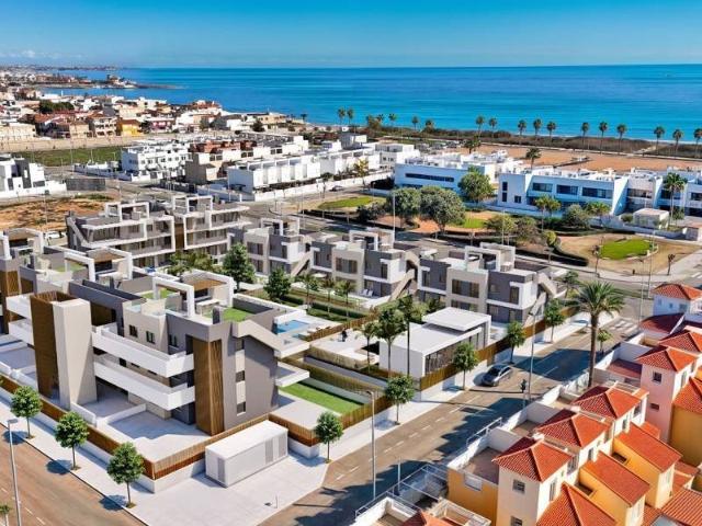 Ubicado en la encantadora localidad de Pilar de la Horadada. 360m² Pilar de la Horadada