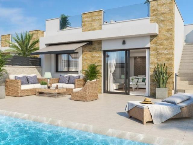 Ubicado en la encantadora localidad de San Fulgencio, este c. 292m² San Fulgencio