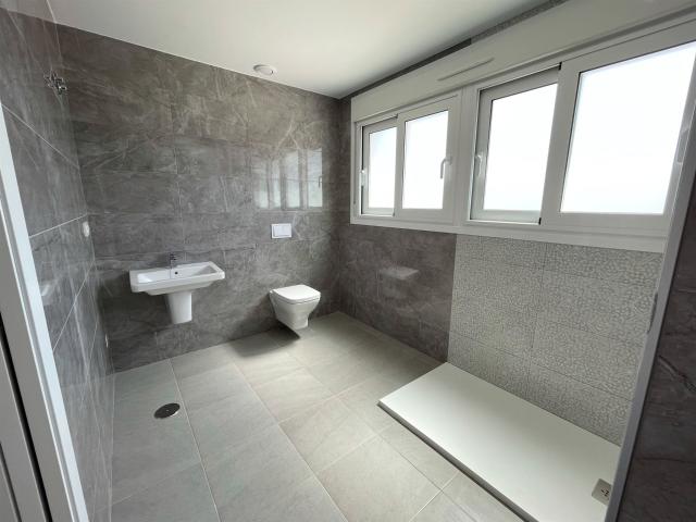 Ubicado en la encantadora zona de Gran Alacant, este exclusi. 169m² Alacant