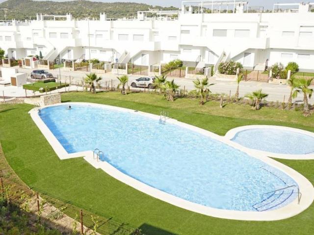 Ubicado en la encantadora zona de Vistabella, este exclusivo. 81m² Vistabella