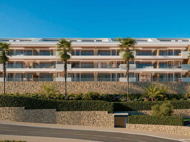 Ubicado en la hermosa localidad de Fuengirola, este conjunto. 218m² Fuengirola