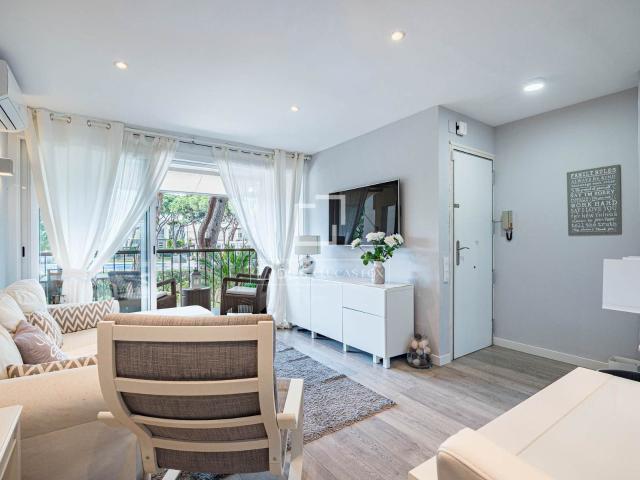 Ubicado en la prestigiosa urbanización Pine Beach, en Gavà M. 116m² Gavá