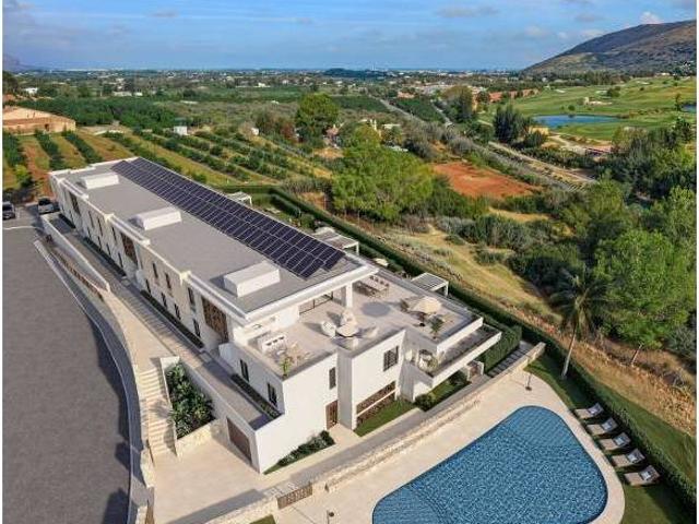 Ubicado en la prestigiosa zona de La Sella, este conjunto re. 153m² La Xara