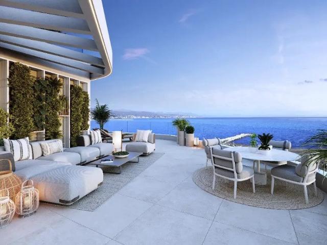 Ubicado en un entorno idílico frente al mar, este exclusivo. 293m² Málaga