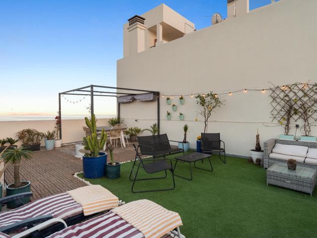 Ubicado en una zona tranquila y muy demandada, este espectac. 135m² Benalmadena Costa