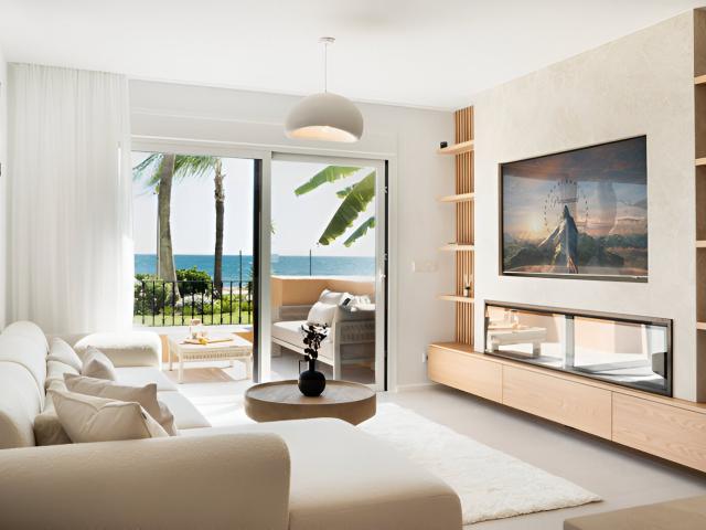 Ubicado en una prestigiosa urbanización frente al mar en Est. 114m² Estepona