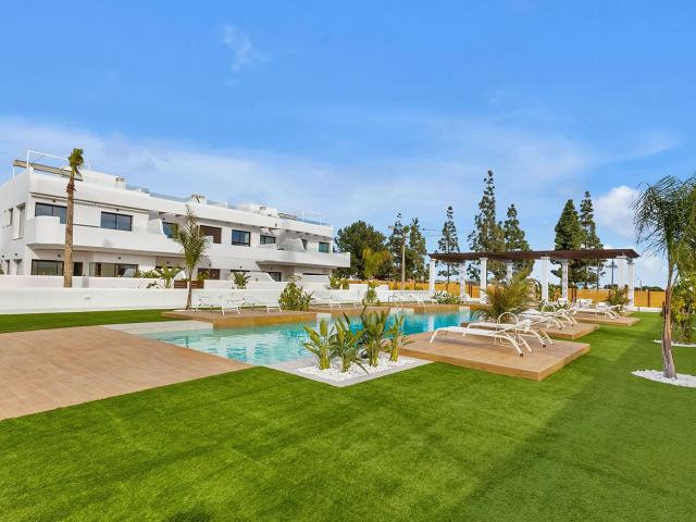 Ubicados en la encantadora localidad de Los Alcázares, estos. 81m² Los Alcázares
