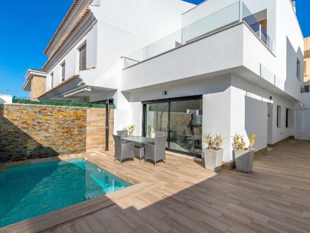 Ubicados en la encantadora localidad de San Pedro del Pinata. 133m² San Pedro del Pinatar
