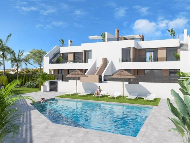 Ubicados en la encantadora localidad de Vera, estos bungalow. 177m² Vera Playa