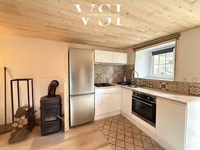 Ugine 73400 Achat / Vente maison 2 pièces t2