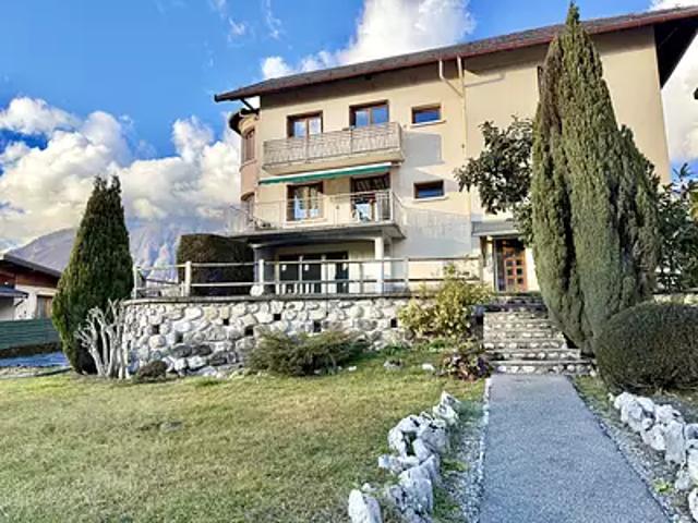 Ugine 73400 Achat / Vente maison 9 pièces t9