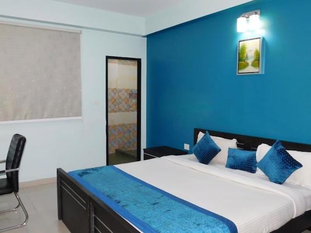 Uday Park, South Extension 3 Bedroom 220 Sq. Ft. Builder Floor in Uday Park Delhi Listing ID: #10395