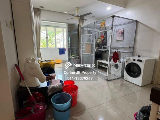 Uda utama shoplot