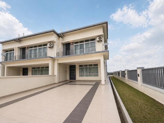 Uda Utama Rumah Corner Full Loan Cash Out RM200000 Dekat Sutera Mall