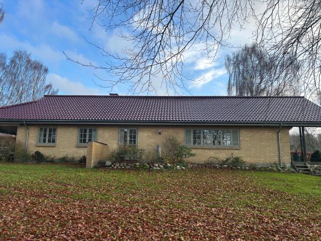 Udlejning af hus med park til