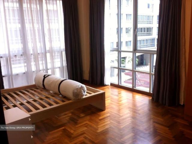 Ue Square D9, Apartment