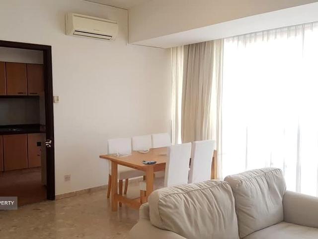 Ue Square D9, Apartment