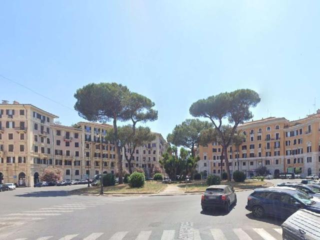 Ufficio con terrazzo in via salaria 336, Roma
