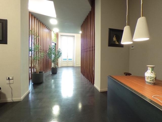 Ufficio con terrazzo in serbelloni, Milano