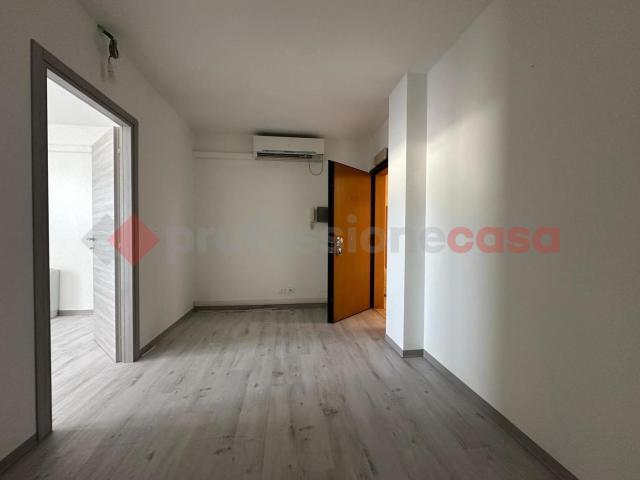 Ufficio con box a Arezzo