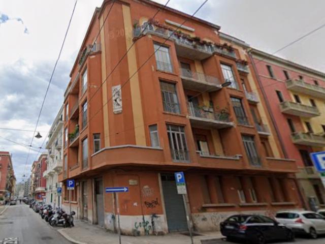 Ufficio di Prestigio Vista Mare a Bari – Affitto Flessibile anche Giornalier