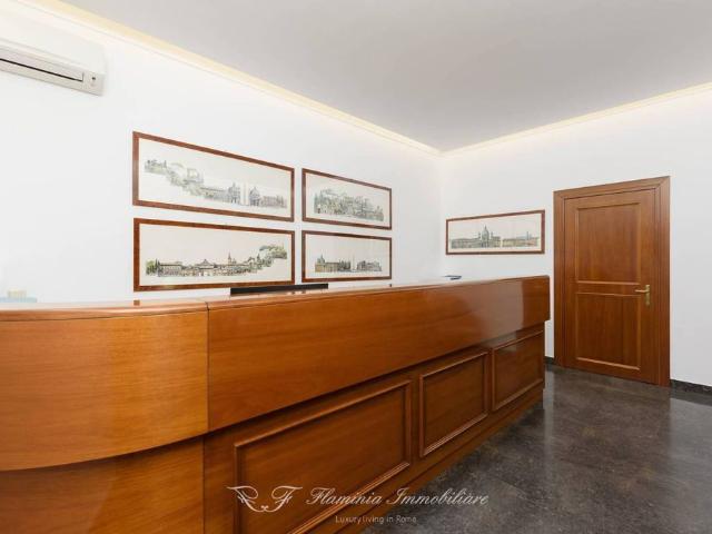 Ufficio di prestigio di 132 mq in vendita Viale Bruno Buozzi, 99, Roma, Lazio