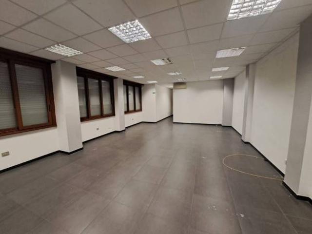 Ufficio di prestigio di 140 mq in vendita Viale Enrico Martini, 9, Milano, Lombardia