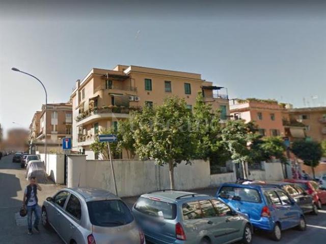 Ufficio di 110 mq a Appio Latino, Colli Albani Roma