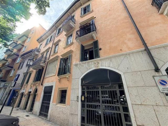 Ufficio di 125 mq a Centro Verona