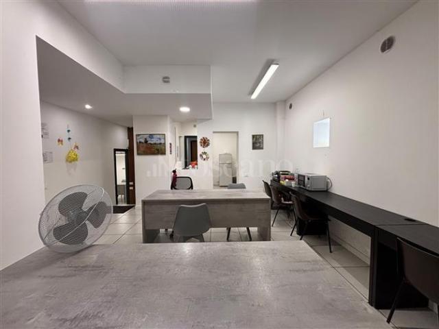 Ufficio di 95 mq a Centro Cantù
