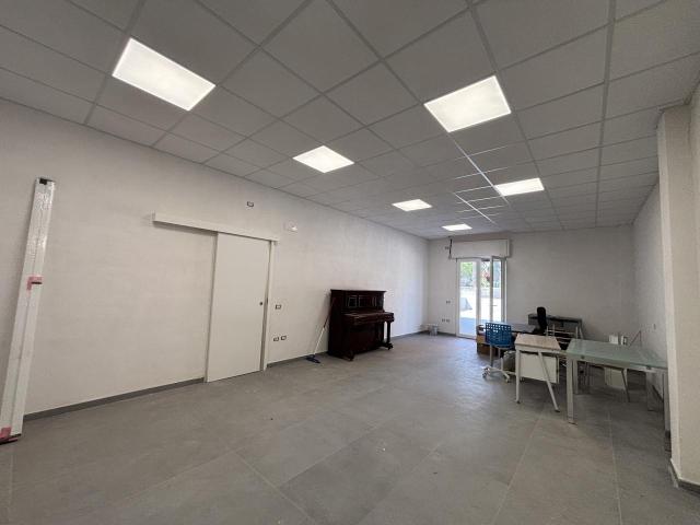 Ufficio in affitto a Torre Del Greco
