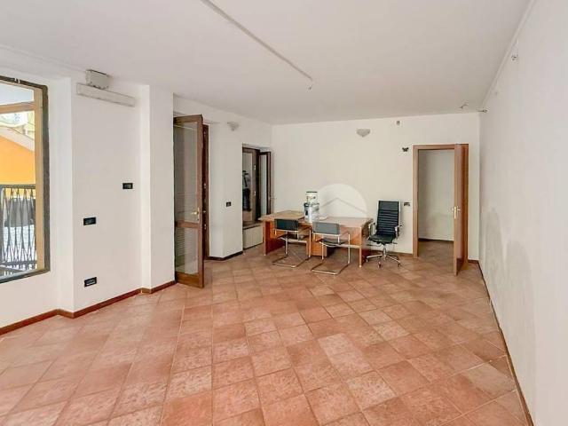 Ufficio in affitto a Treviglio