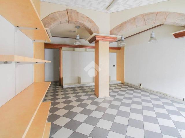 Ufficio in affitto a Urago D'Oglio
