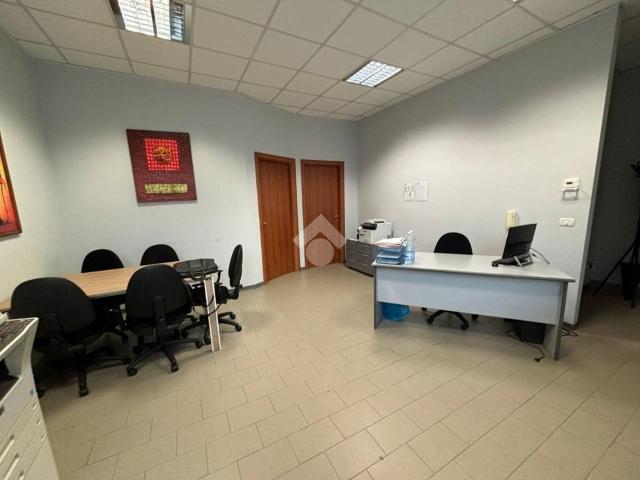 Ufficio in affitto a Venaria Reale