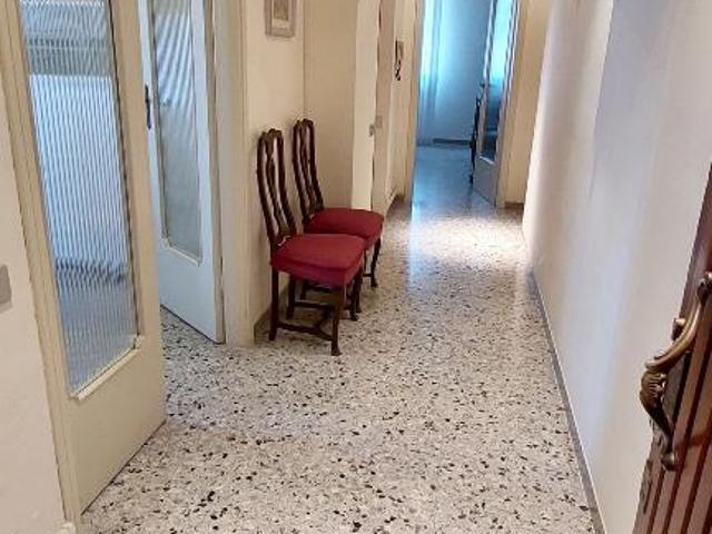 Ufficio in affitto a Viareggio