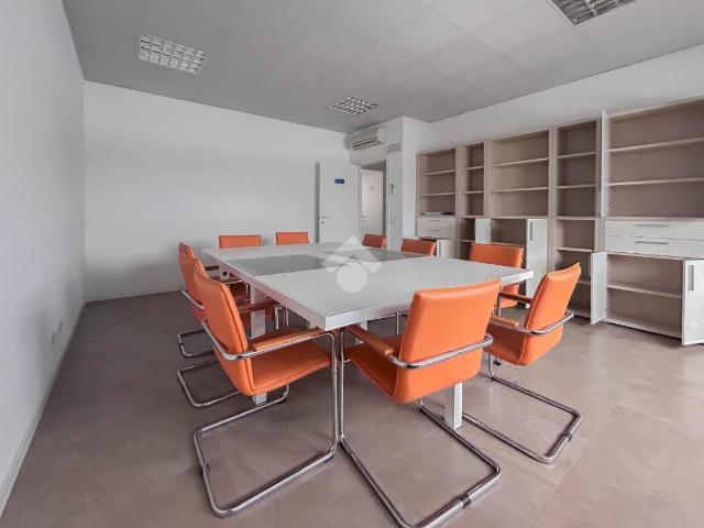 Ufficio in affitto a Zogno