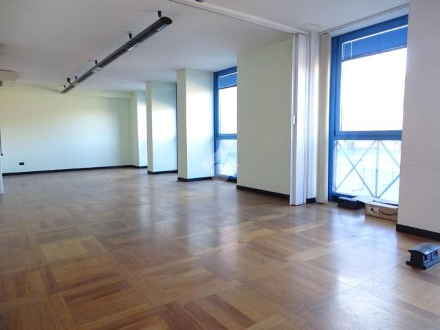 Ufficio in affitto a Alessandria