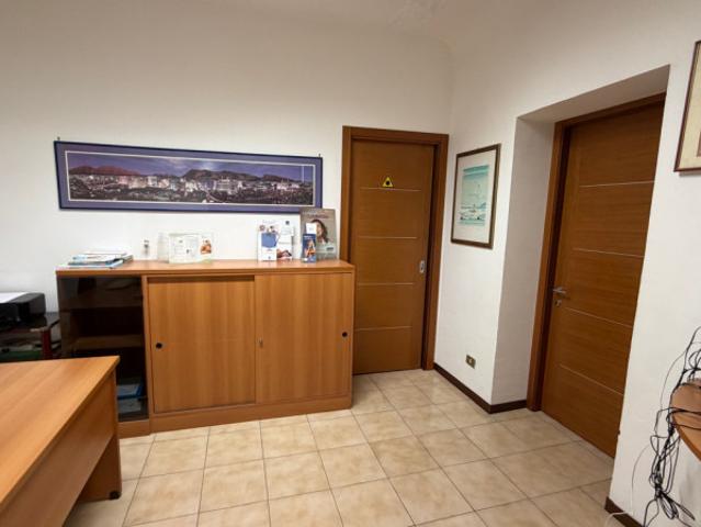 Ufficio in Affitto a Ancona