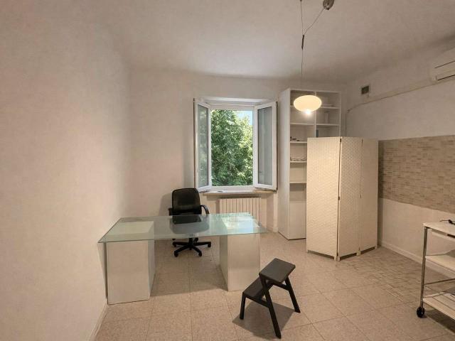 Ufficio in affitto a Ancona