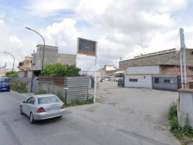 Ufficio in affitto a Arzano