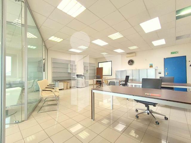Ufficio in affitto a Bagnolo San Vito