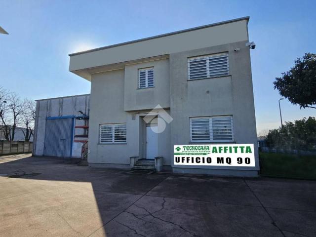 Ufficio in affitto a Baranzate