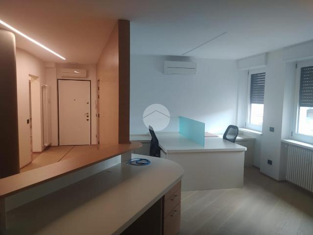 Ufficio in affitto a Bergamo