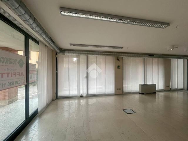 Ufficio in affitto a Bernareggio