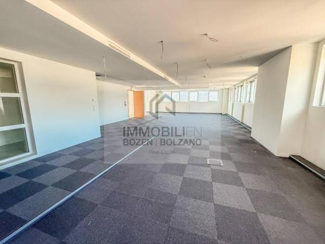 Ufficio in affitto a Bolzano