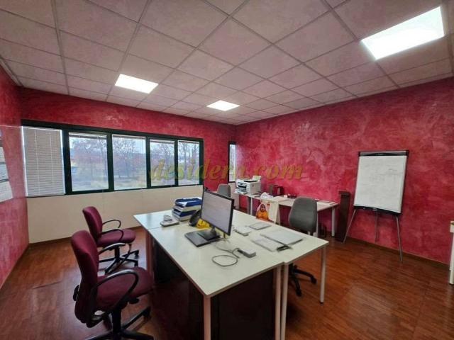 Ufficio in affitto a Borgo Ticino