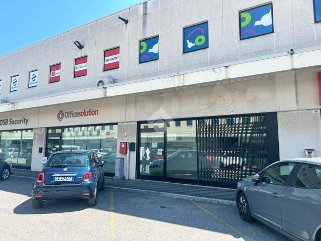 Ufficio in affitto a Brescia